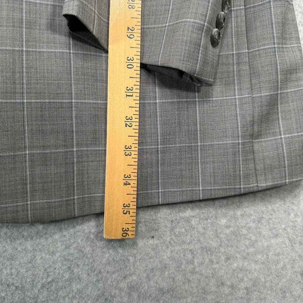 Jos A Bank Mens 46 XLG Tailored Fit Plaid Blazer Sport Coat Jacket Gray Wool
